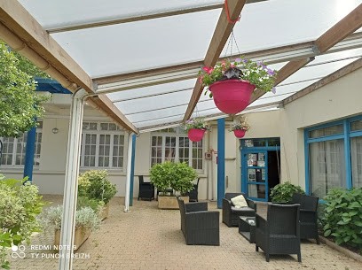 Restaurant Les Voyageurs, Hôtel à Plabennec