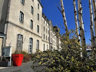 Logis Hôtel Ancien Grand Séminaire, Hôtel à Saint-Flour