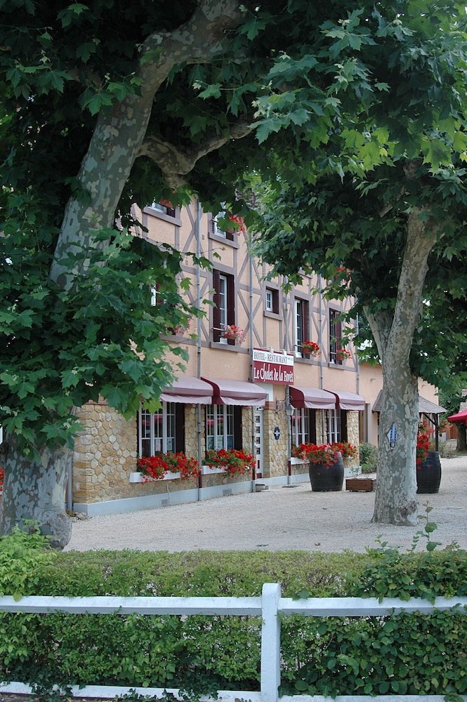 Le Chalet de la Forêt, Hôtel à Vierzon