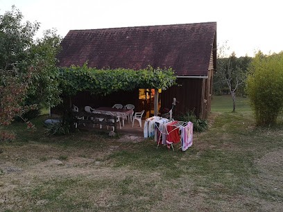 Ambiance Nature, Hôtel à Martel