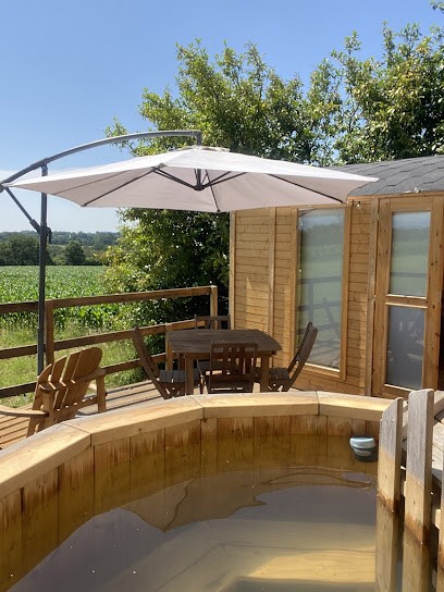 L'Enclave Insolite, Hôtel à Gardères