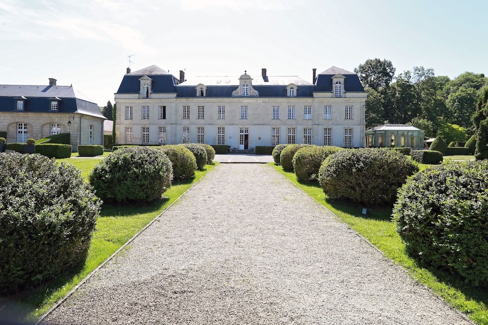 Château de Courcelles, Hôtel à Courcelles-sur-Vesle