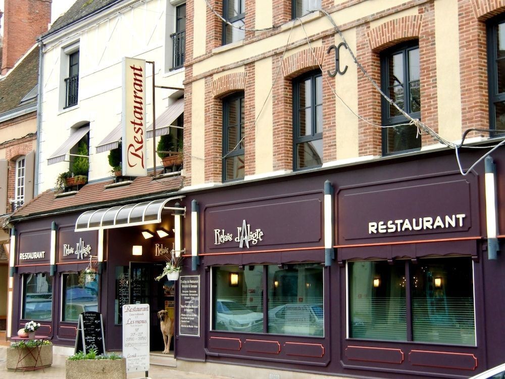 Le Relais D'Aligre, Hôtel à Châteauneuf-en-Thymerais