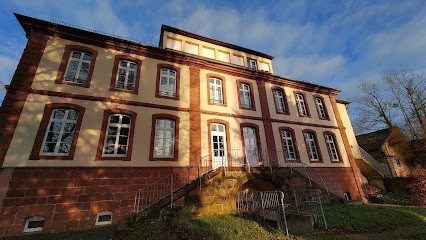 JEUNE EGLISE / EQUIPES UNIONISTES LUTHERIENNES E.U.L, Hôtel à Neuwiller-lès-Saverne