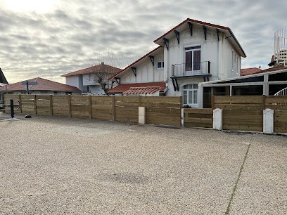 Hôtel Bellevue, Hôtel à Mimizan