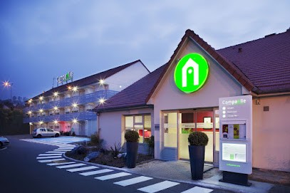 Hotel Restaurant Campanile Epône, Hôtel à Épône