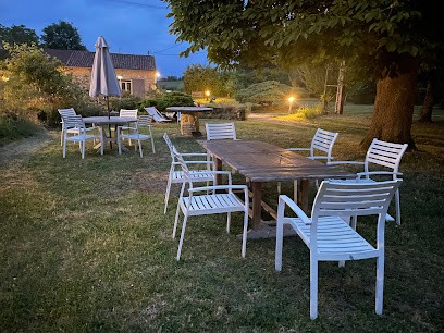 Hameau du Hour, Hôtel à Béraut