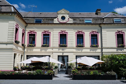 Le Domaine Des Fagnes Hôtel à Sains-du-Nord