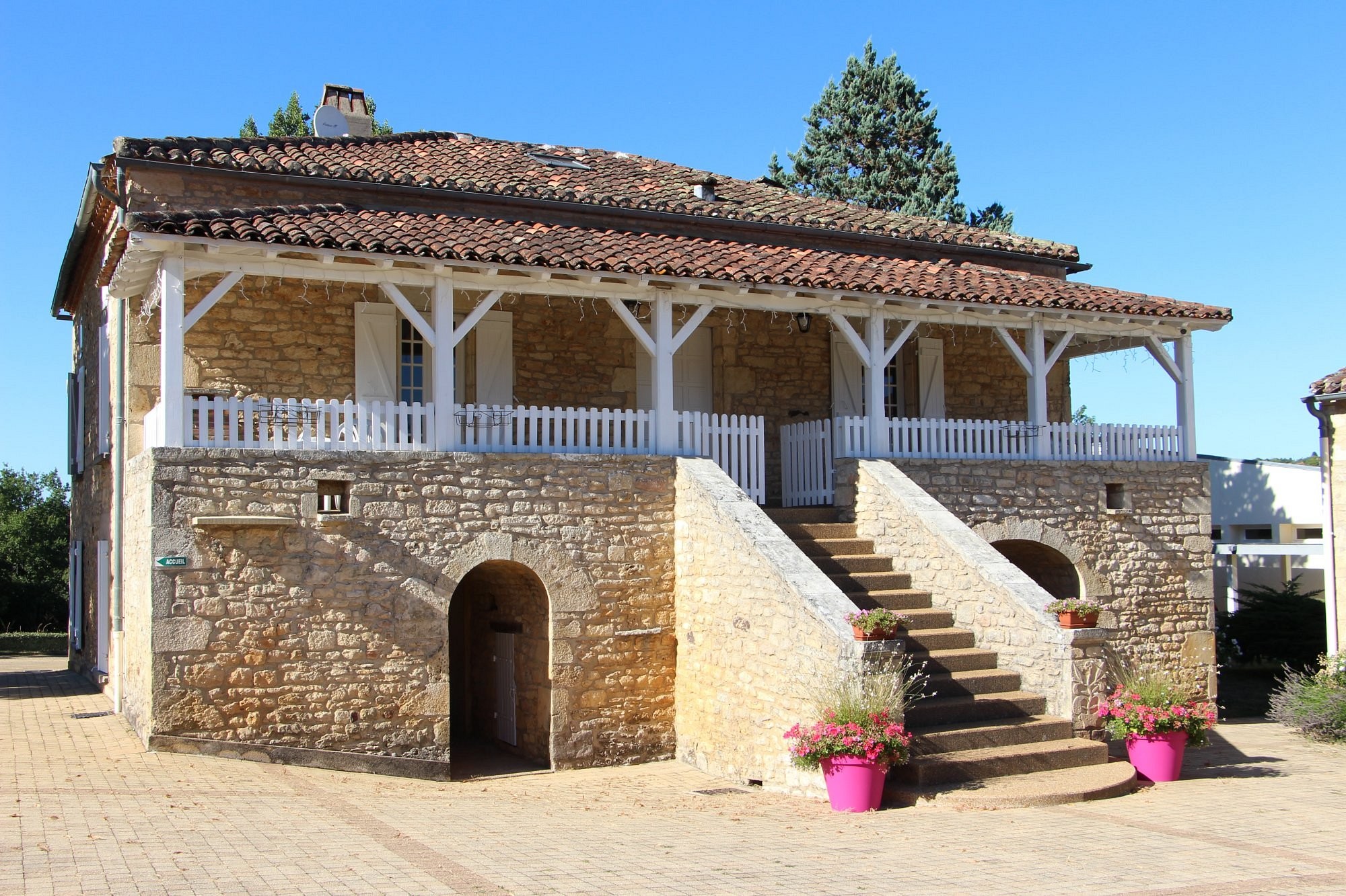 Domaine résidentiel de Mazières, Hôtel à Montcabrier