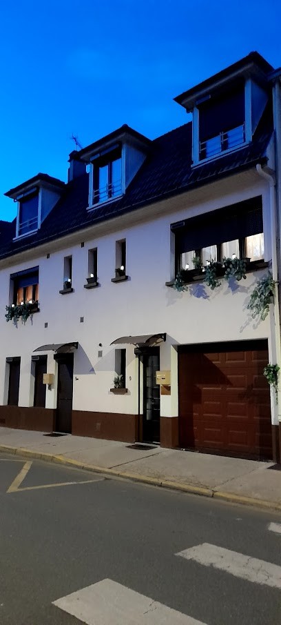 Nuitée Saint Jean, Hôtel à Montluçon