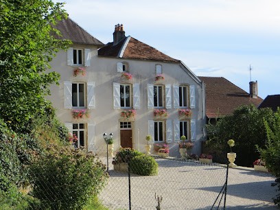 Le Bailli de Montsaugeon, Hôtel au Montsaugeonnais
