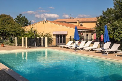 Hôtel Les Persèdes, Hôtel à Lavilledieu