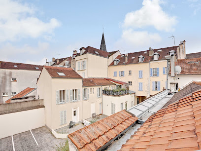 Studio Moderne - 2P - Rueil-Malmaison - Belvilla By Oyo, Hôtel à Rueil-Malmaison
