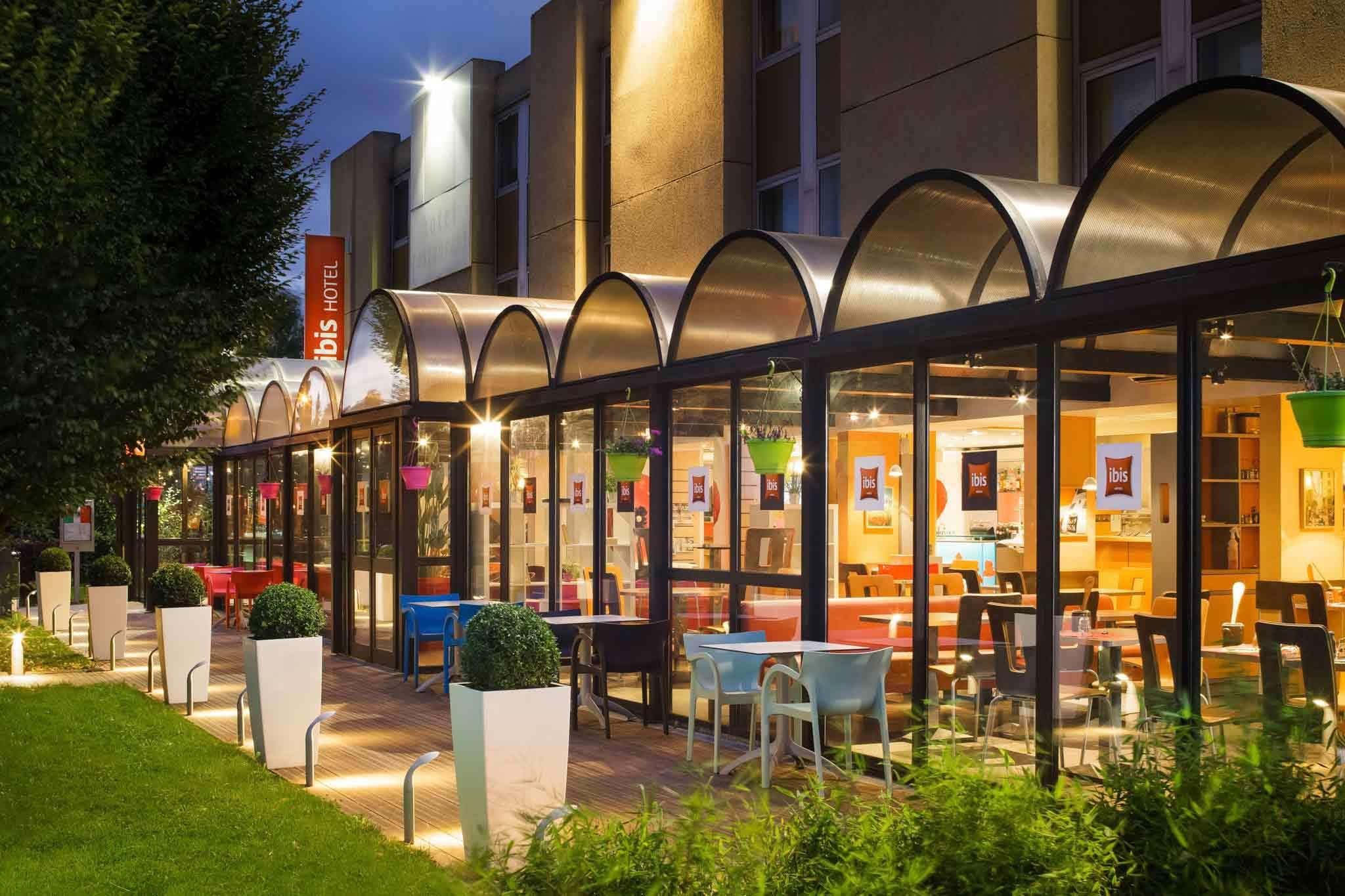 Ibis Marne-la-Vallée Émerainville, Hôtel à Émerainville