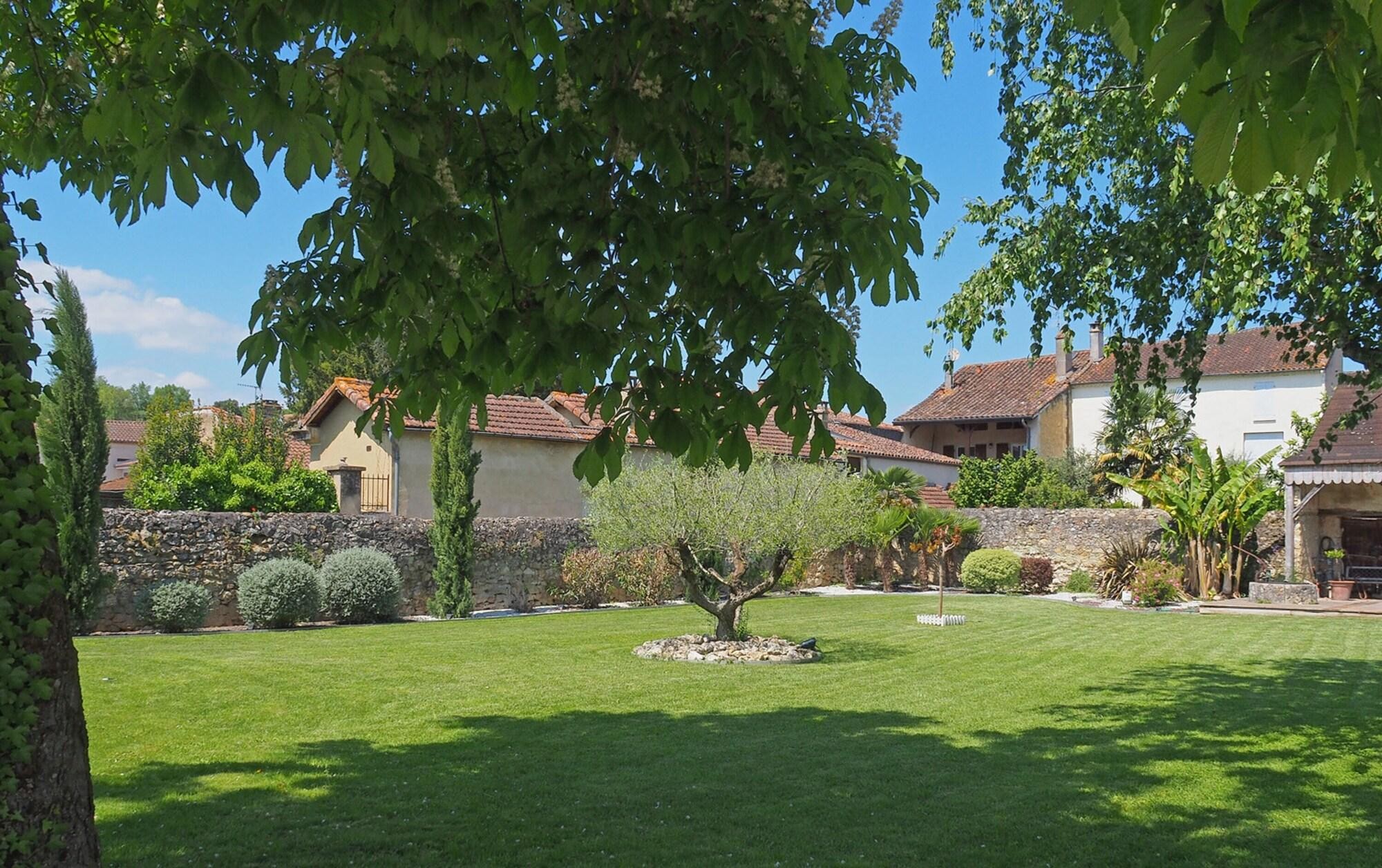 Continental, Hôtel à Condom