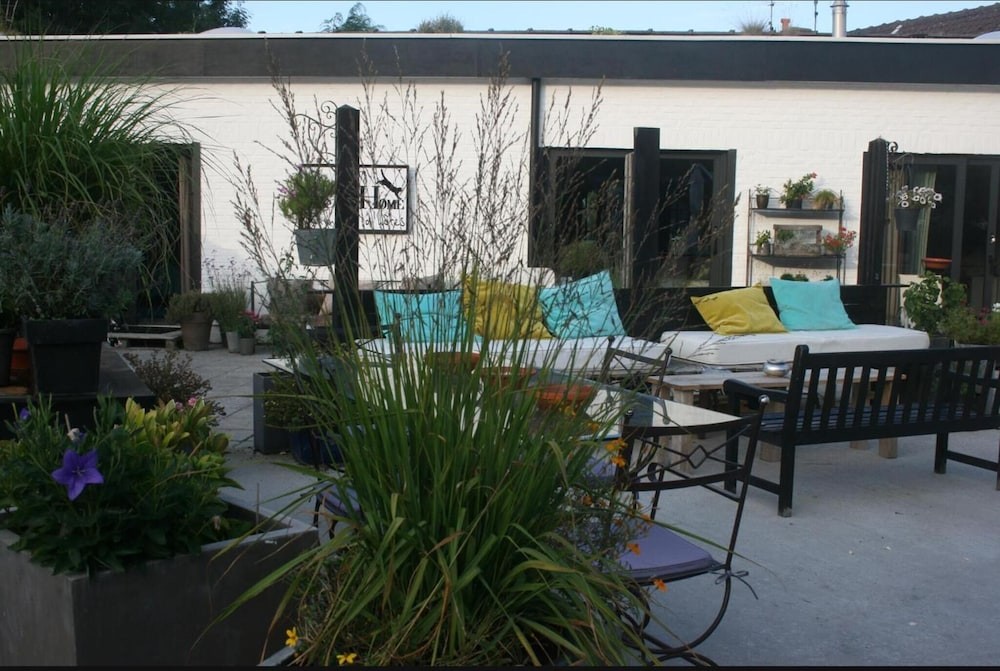 Guesthouse Kathome, Hôtel à Bondues