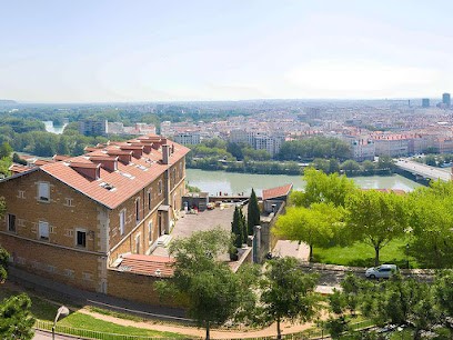 Hôtel Et Spa Fort St Laurent Lyon - Handwritten Collection, Hôtel à Lyon 01