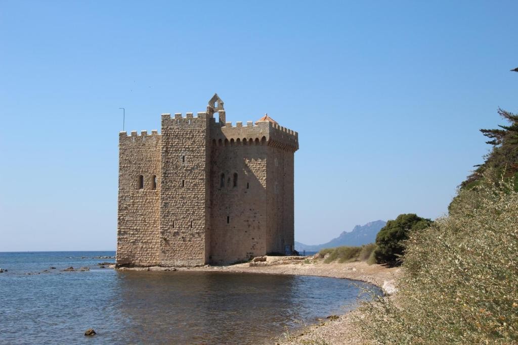 Hôtel Auberge Des Toqués Pégomas, Hôtel à Pégomas
