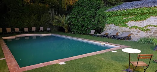 Les Vignes (Sarl), Hôtel à Entraigues-sur-la-Sorgue