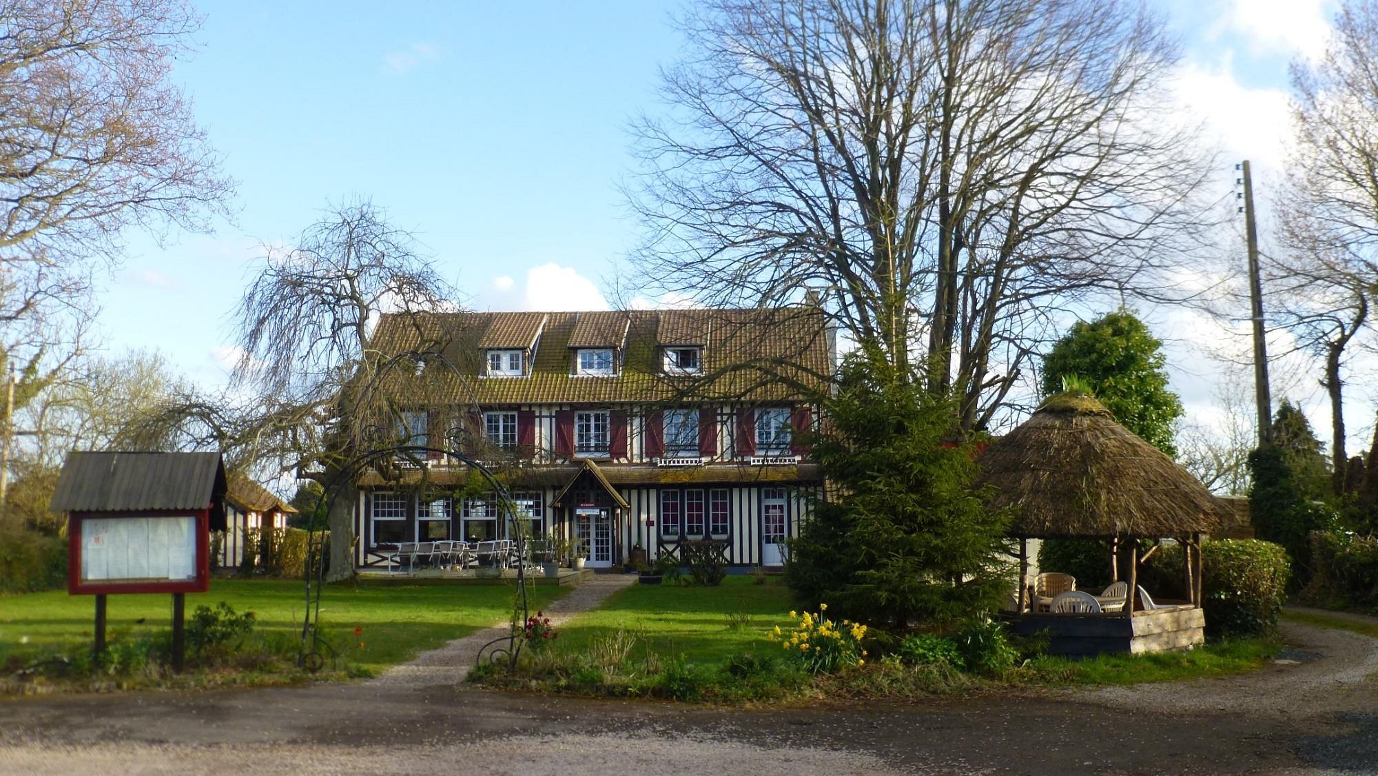 Logis Auberge Des Aulnettes, Hôtel à Houlgate
