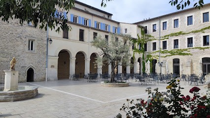 Hostellerie Notre Dame Des Lumieres Hotel, Hôtel à Goult