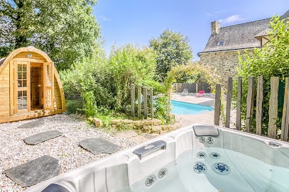 Manoir Clegrio - Gîtes à grande capacité, Résidence Hôtelière à Guéhenno