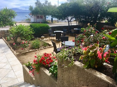 Isula Rossa, Hôtel à L'Île-Rousse