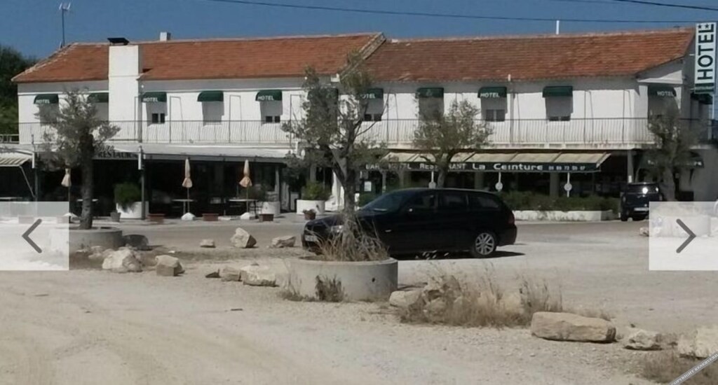 Hôtel Restaurant La Ceinture, Hôtel à Vauvert