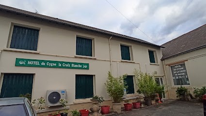 Auberge du Cygne de la Croix Blanche, Hôtel à Lailly-en-Val