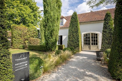 Domaine De Bellevue, The Originals Relais, Hôtel à Neufmoutiers-en-Brie