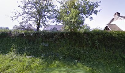 Gourgou holiday cottage b&b, Hôtel à Saint-Laurent-de-Cuves