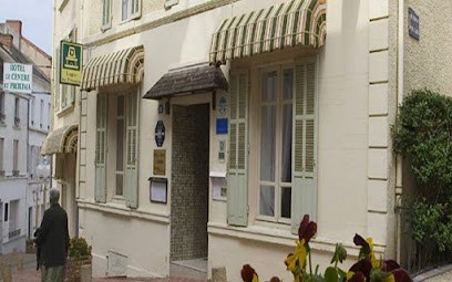Hôtel Le Centre Et Proxima, Hôtel à Néris-les-Bains