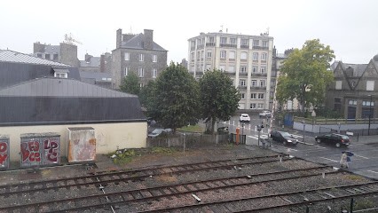 Le Terminus, Hôtel à Dinan