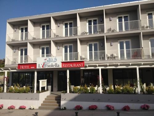 Hôtel L'Isolella, Hôtel à Albitreccia