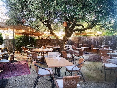 Carnets De Voyage Côté Studios, Hôtel à Lorgues