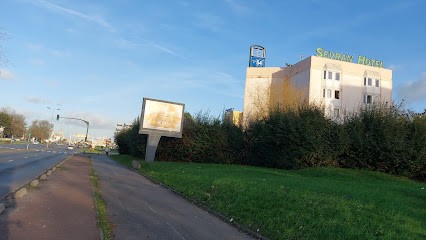 RMLHOTEL3, Hôtel à Sevran