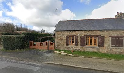 Lasure, Hôtel à Louargat