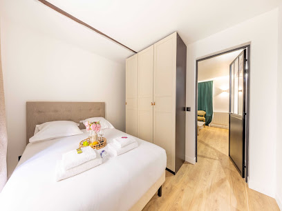 Charming Apartment Near Invalides - Mobility Lease - Belvilla By Oyo Hôtel à Paris 07