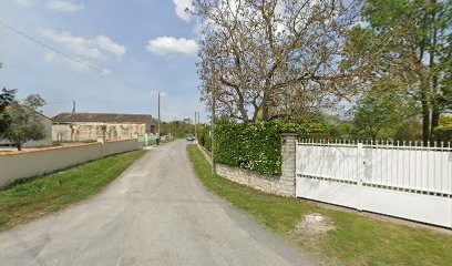 Prévallon, Hôtel à Crazannes