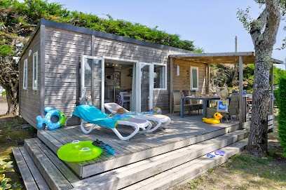 Flower Camping le Bois d'Amour, Hôtel à Quiberon