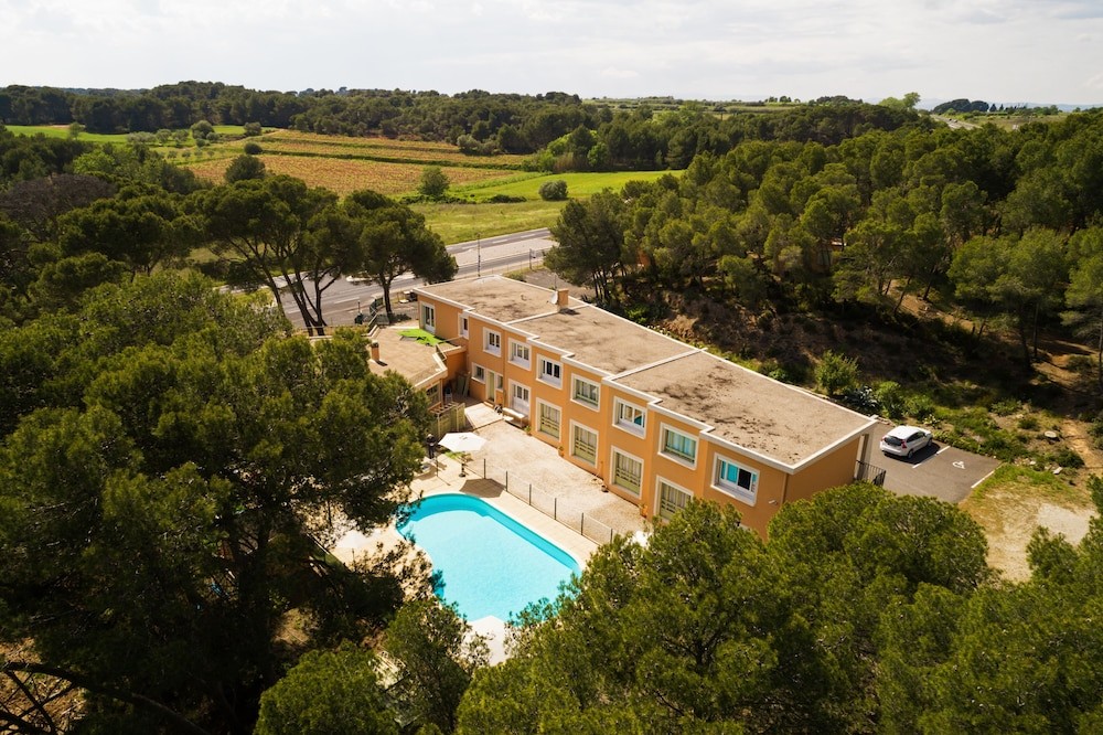 Hotel Les Rocailles, Hôtel à Montagnac