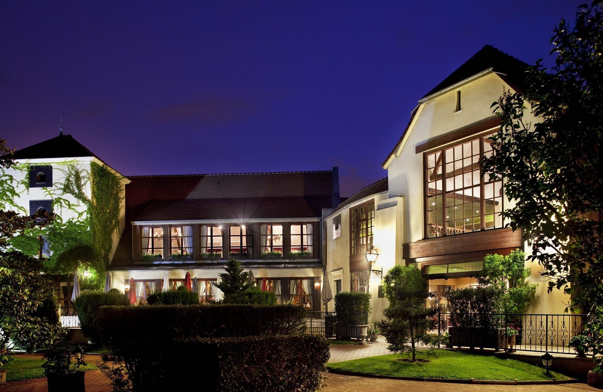 Le Manoir De Gressy, Hôtel à Gressy