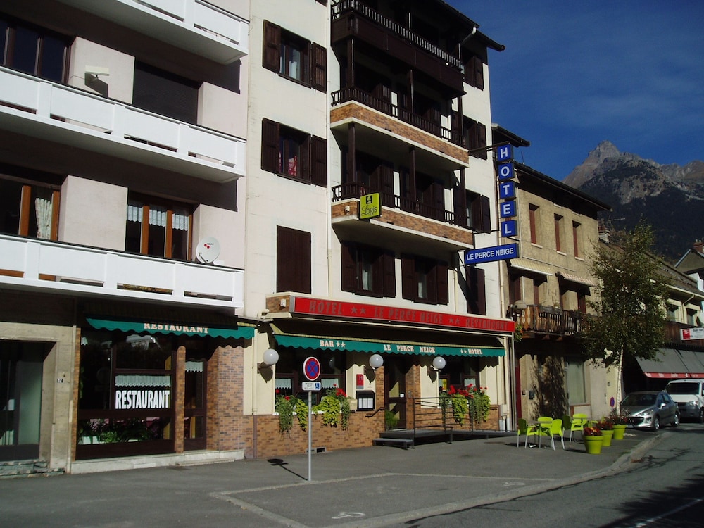 Hôtel Le Perce-Neige Hôtel à Modane