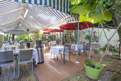 Hôtel Saint Clément, Hôtel à Saint-Médard-de-Guizières