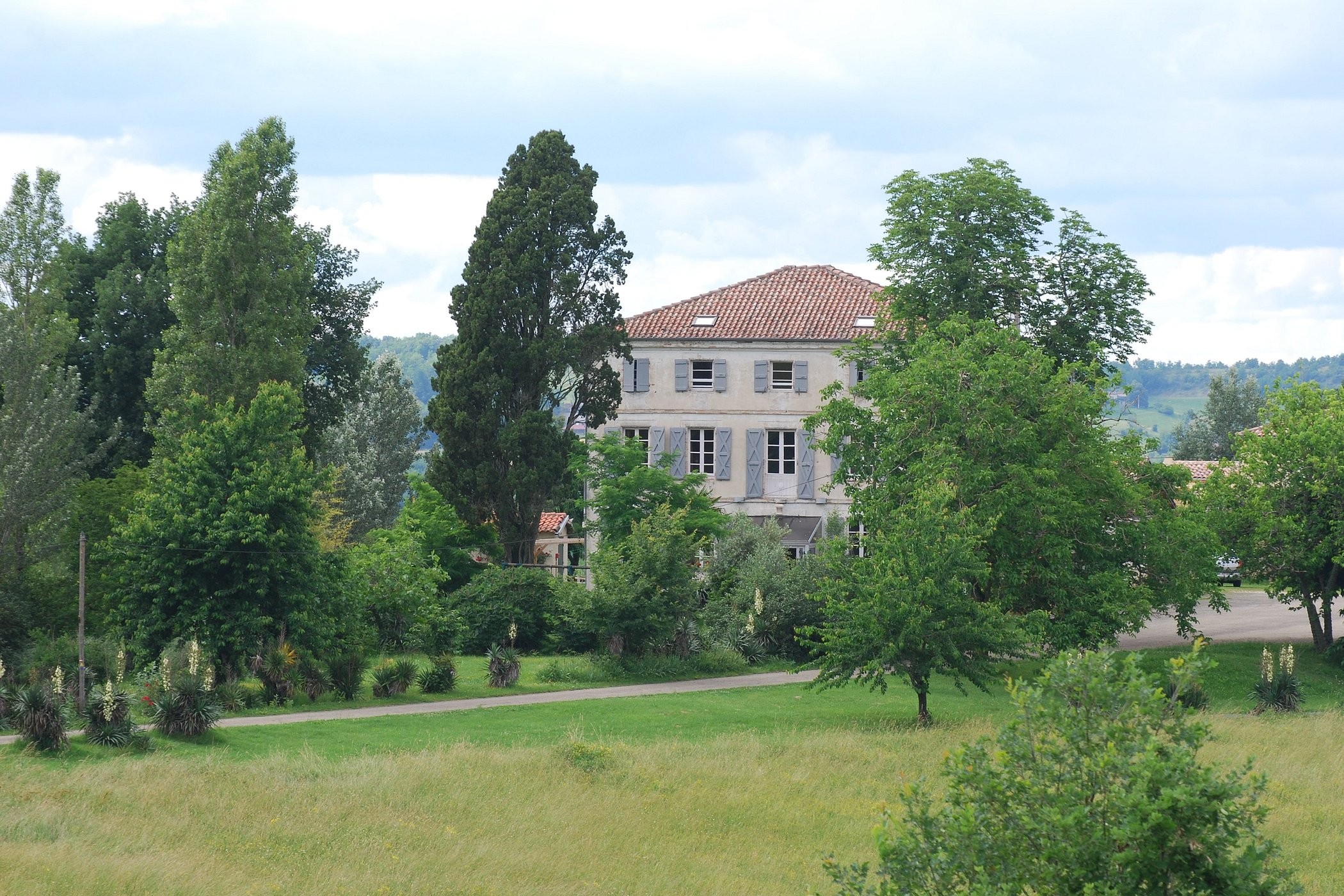 Aube Nouvelle, Hôtel à Durfort-Lacapelette