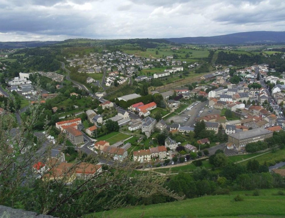 Bar Des Arcades - Hôtel Restaurant Des Roches, Hôtel à Saint-Flour