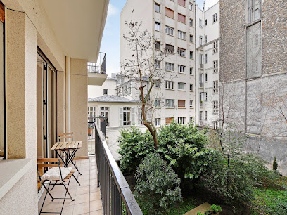 Haven Of Peace With Balcony Near Etoile/Porte Maillot - Belvilla By Oyo Hôtel à Paris 17
