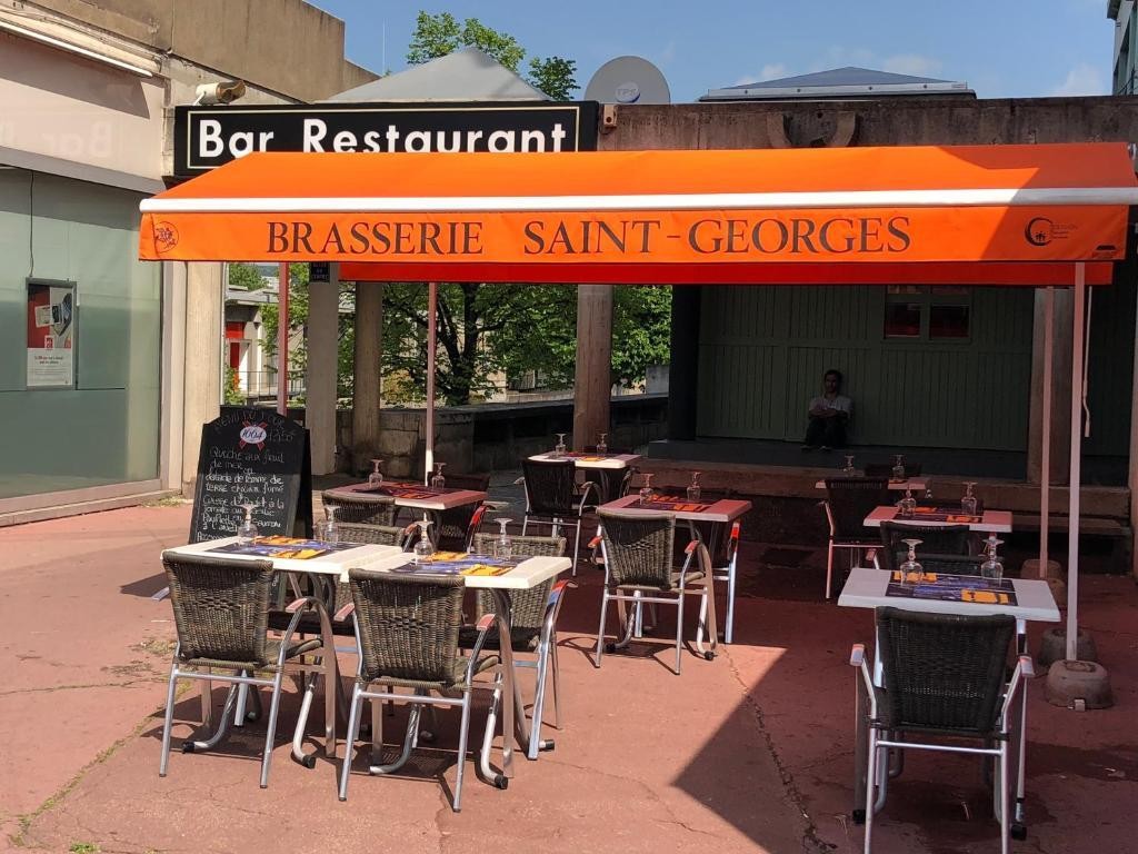 FIRM HOTEL BRASSERIE ST GEORGES, Hôtel à Firminy