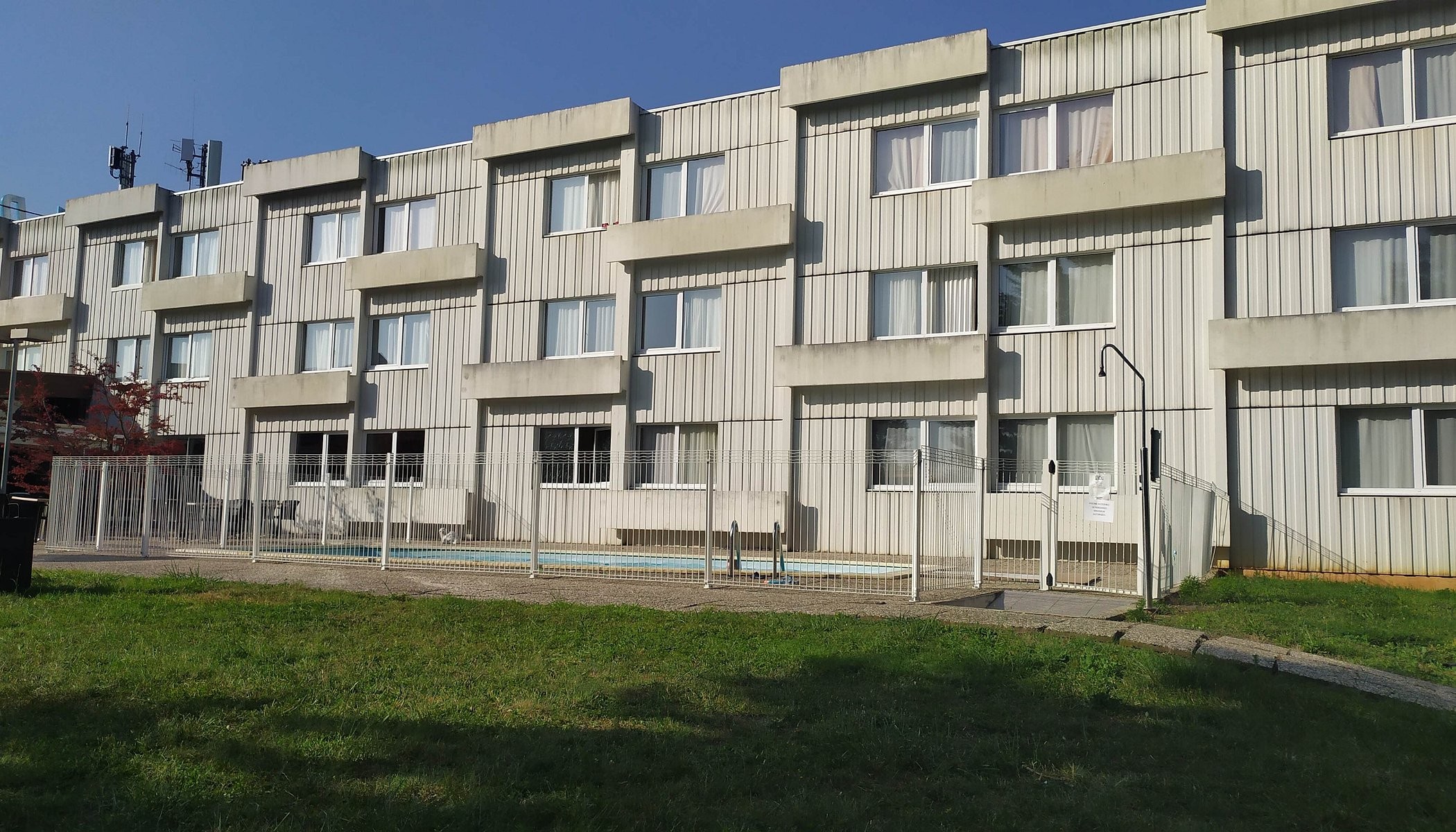 KYRIAD DIRECT POITIERS - Gare Du Futuroscope, Hôtel à Chasseneuil-du-Poitou