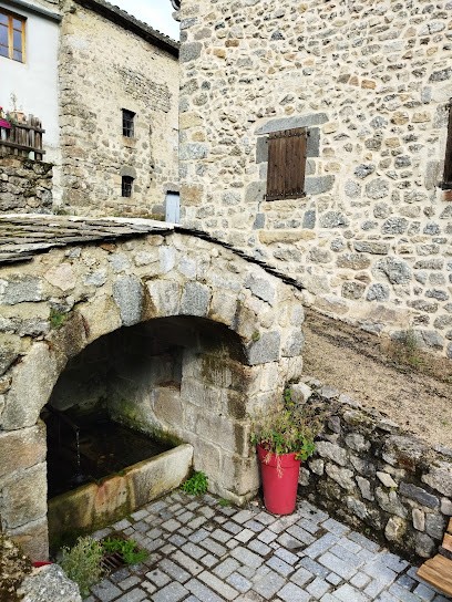 Hôtel Restaurant Laures, Hôtel à Grandrieu